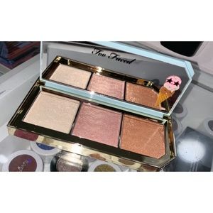 Triple Scoop Hyper-Reflective Highlighting Palette